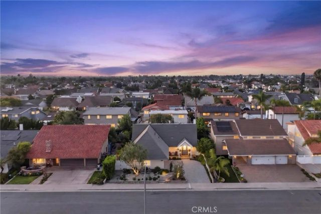 9601 Dumbreck Drive, Huntington Beach, CA 92646