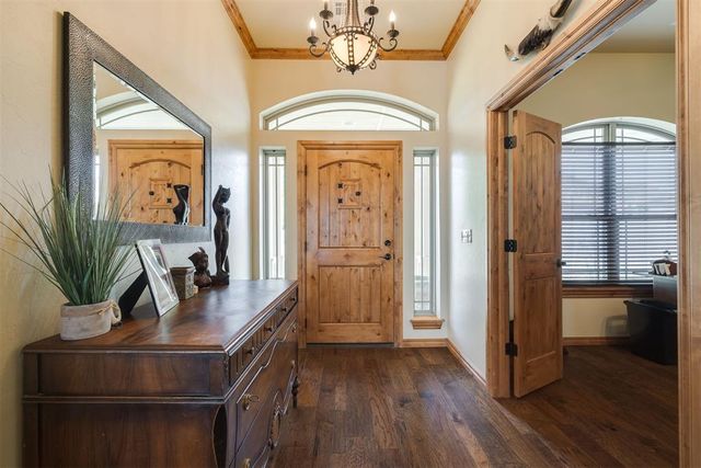 10608 Oaksplinter Lane, Oklahoma City, OK 73173