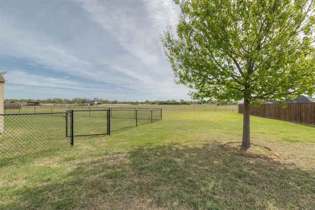 10608 Oaksplinter Lane, Oklahoma City, OK 73173