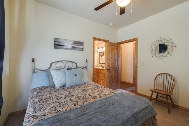 10608 Oaksplinter Lane, Oklahoma City, OK 73173