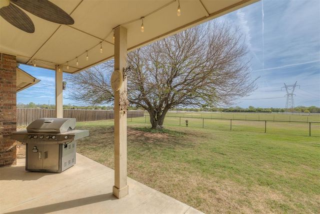 10608 Oaksplinter Lane, Oklahoma City, OK 73173