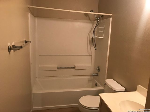 15010 Digger Dr, San Antonio, TX 78247