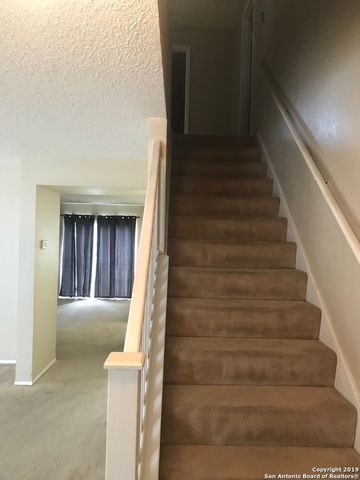 15010 Digger Dr, San Antonio, TX 78247