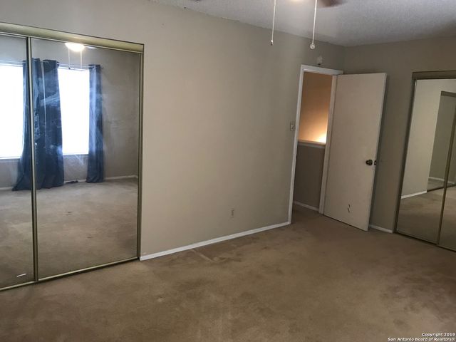 15010 Digger Dr, San Antonio, TX 78247