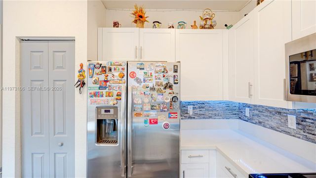 3494 W 106th Ter, Hialeah, FL 33018