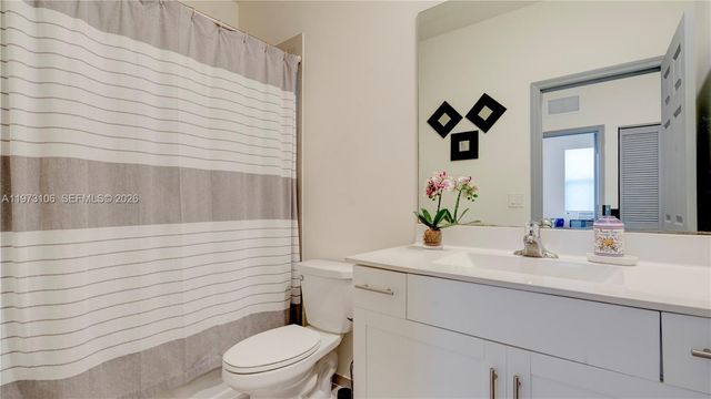 3494 W 106th Ter, Hialeah, FL 33018