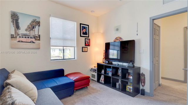 3494 W 106th Ter, Hialeah, FL 33018