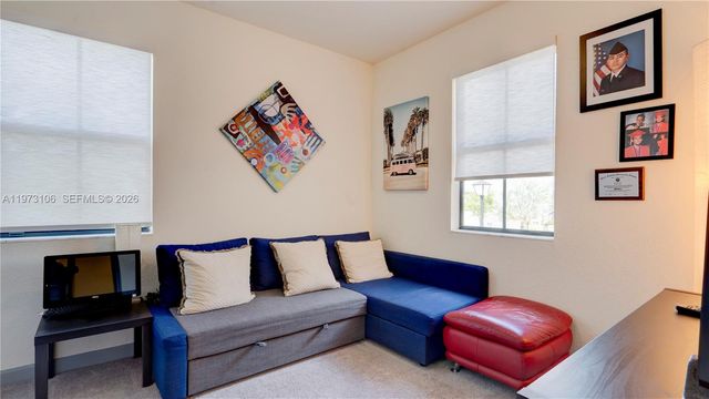 3494 W 106th Ter, Hialeah, FL 33018