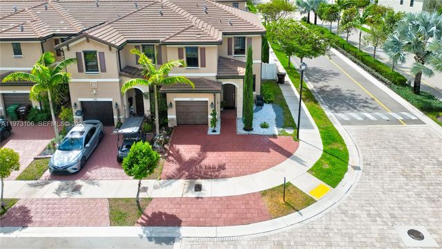 3494 W 106th Ter, Hialeah, FL 33018