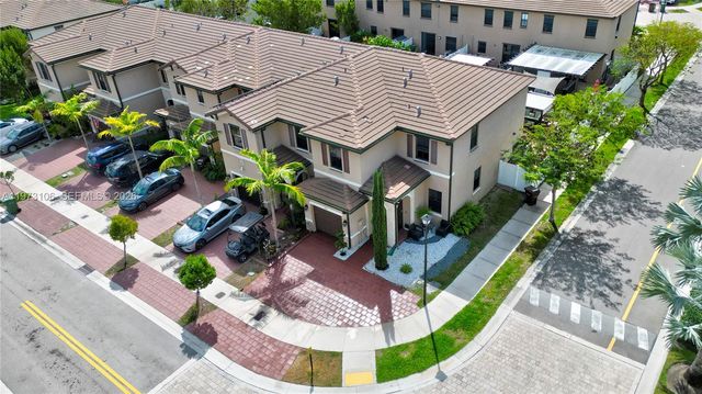 3494 W 106th Ter, Hialeah, FL 33018