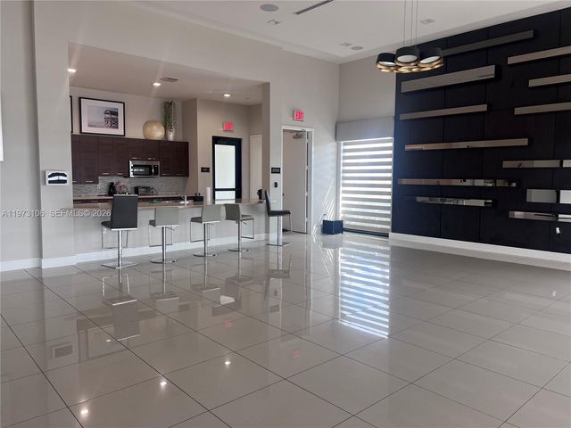 3494 W 106th Ter, Hialeah, FL 33018