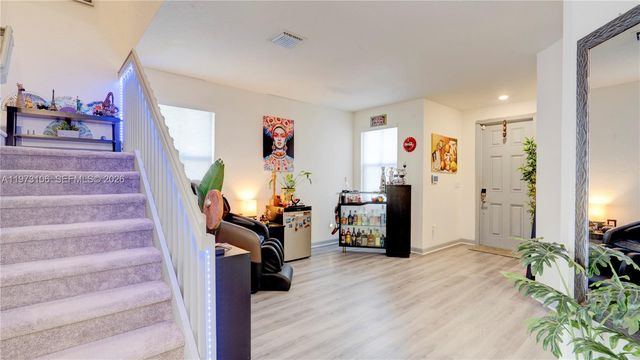 3494 W 106th Ter, Hialeah, FL 33018