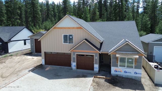 4476 E Savea LN, Post Falls, ID 83854