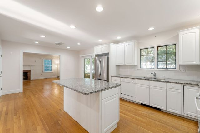340 Weston Road, Wellesley, MA 02482