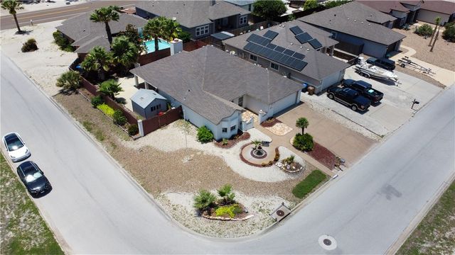 14965 Schooner Dr, Corpus Christi, TX 78418