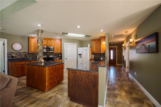 14965 Schooner Dr, Corpus Christi, TX 78418