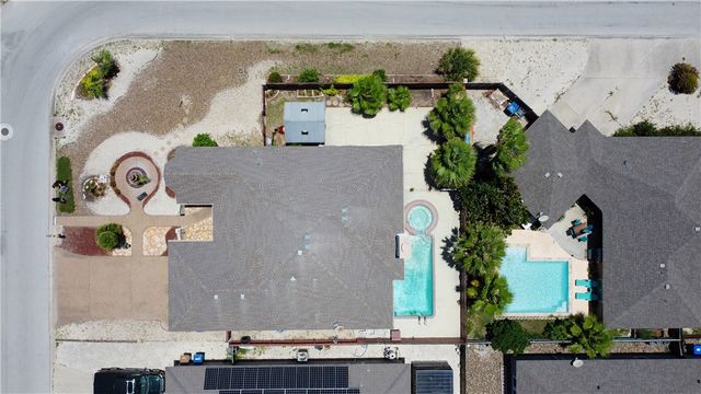 14965 Schooner Dr, Corpus Christi, TX 78418