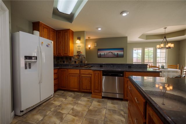 14965 Schooner Dr, Corpus Christi, TX 78418