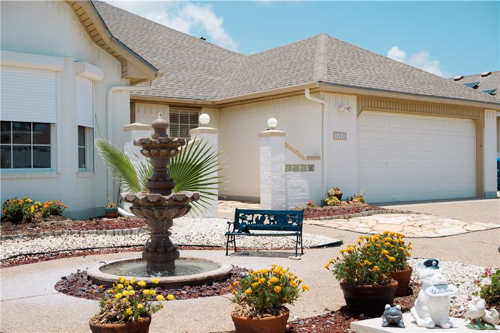 14965 Schooner Dr, Corpus Christi, TX 78418 — photo 2