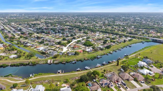 2674 SW Monterrey Lane, Port St. Lucie, FL 34953