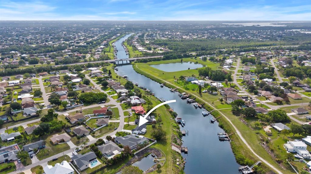 2674 SW Monterrey Lane, Port St. Lucie, FL 34953