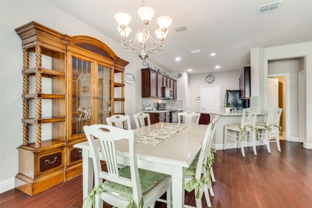 416 Hunt Drive, Lewisville, TX 75067