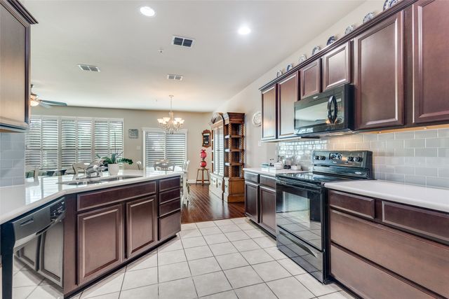 416 Hunt Drive, Lewisville, TX 75067