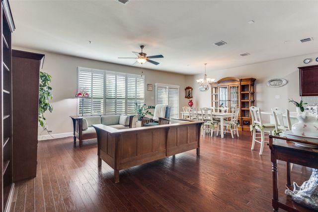 416 Hunt Drive, Lewisville, TX 75067