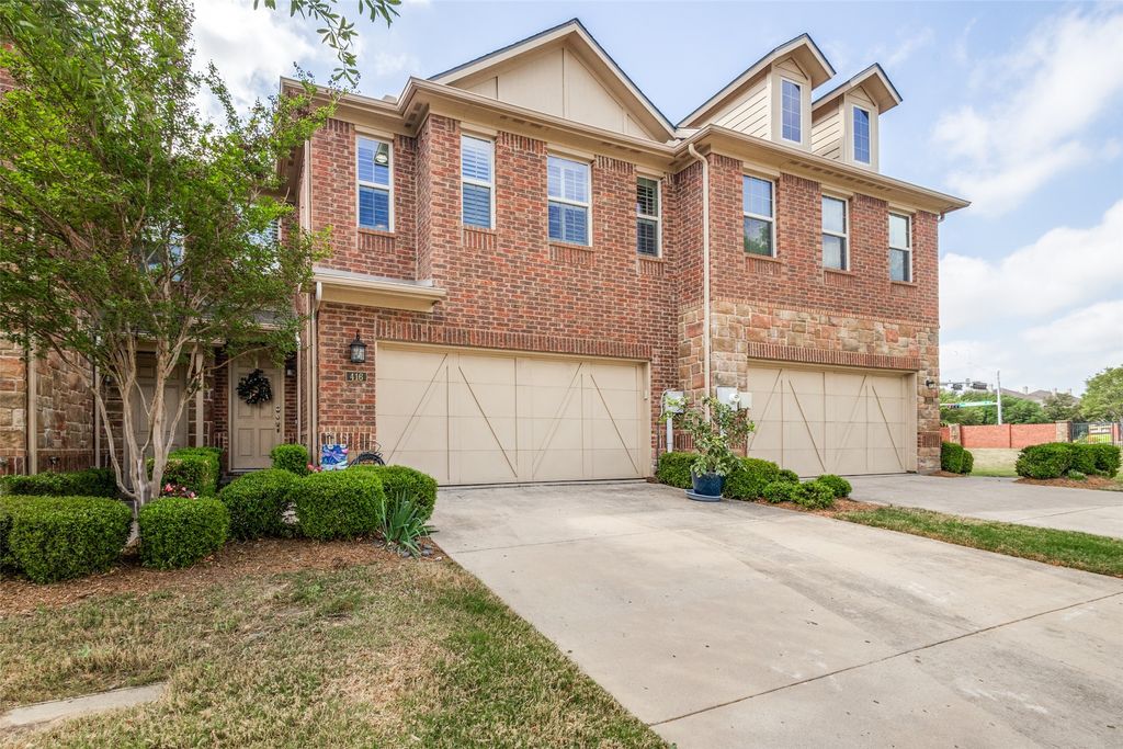 416 Hunt Drive, Lewisville, TX 75067