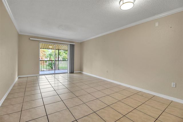 960 LA COSTA CIRCLE 2, Sarasota, FL 34237