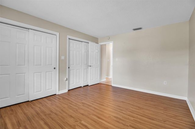 960 LA COSTA CIRCLE 2, Sarasota, FL 34237