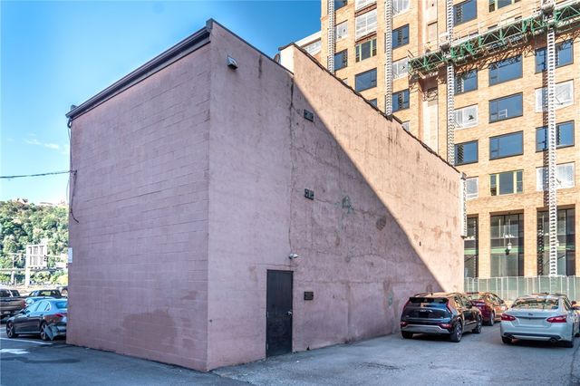 10 Market St, Downtown Pgh, PA 15222
