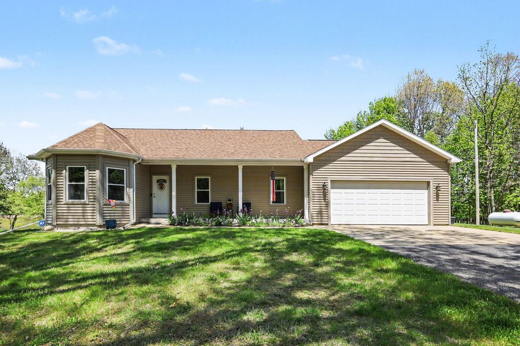 26808 2nd Avenue, Pine Grove Twp, MI 49010