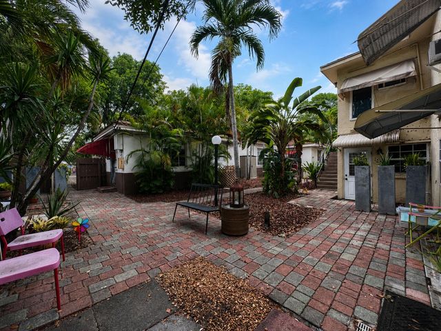 1857 Buchanan Street 9, Hollywood, FL 33020