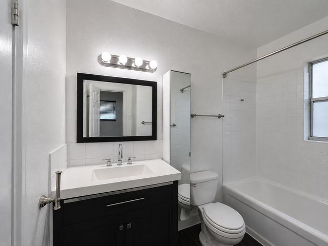 1857 Buchanan Street 9, Hollywood, FL 33020