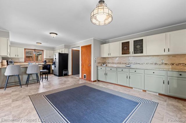 51637 Baker Road, Chesterfield, MI 48047