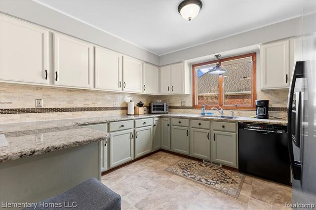 51637 Baker Road, Chesterfield, MI 48047