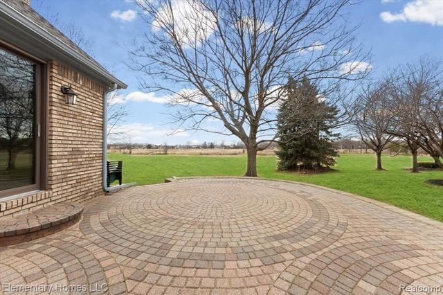 51637 Baker Road, Chesterfield, MI 48047