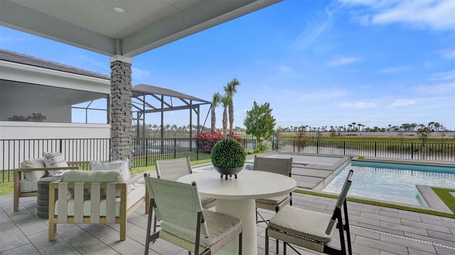 10204 Voltaire Place, Palm Beach Gardens, FL 33412