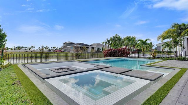 10204 Voltaire Place, Palm Beach Gardens, FL 33412