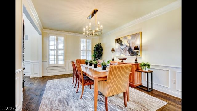 19 Donna Dr, Raritan Twp., NJ 08822