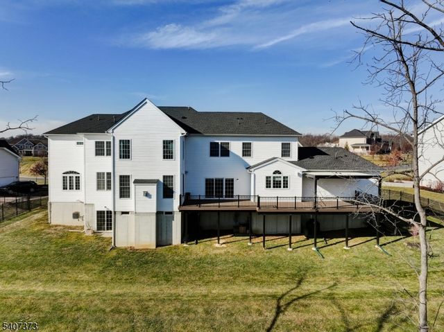 19 Donna Dr, Raritan Twp., NJ 08822