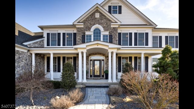 19 Donna Dr, Raritan Twp., NJ 08822