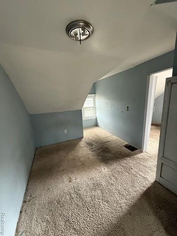 16845-7 Dolphin Street, Detroit, MI 48219