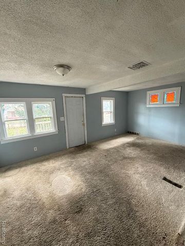 16845-7 Dolphin Street, Detroit, MI 48219