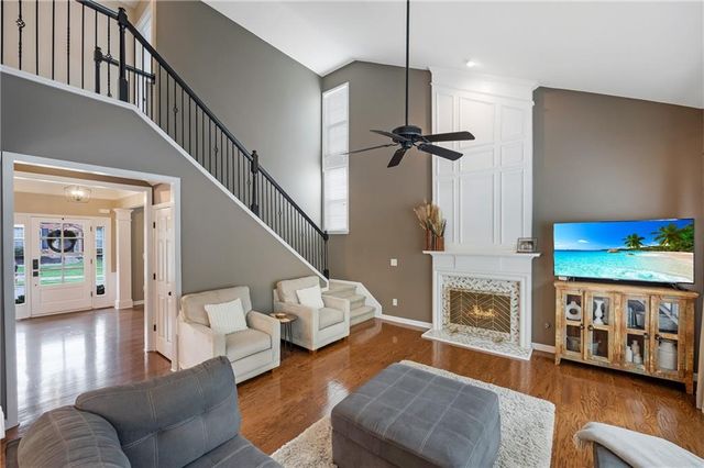 219 Revillion Way, Woodstock, GA 30188