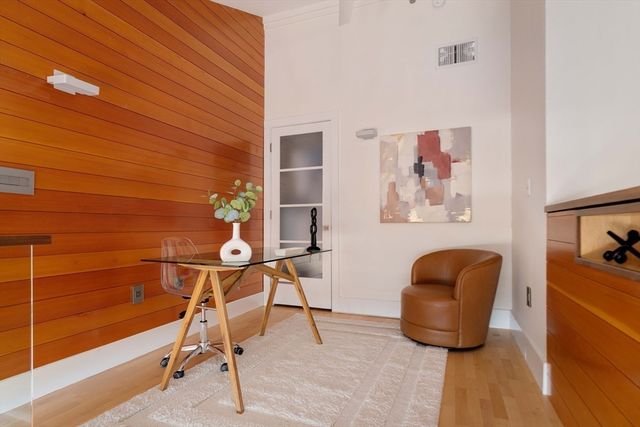 10 Corporal Mcternan St. C-406, Cambridge, MA 02139