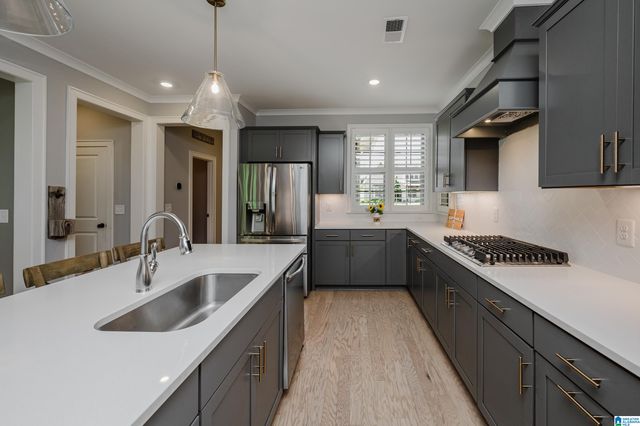 1054 EAGLE NEST CIRCLE, Birmingham, AL 35242