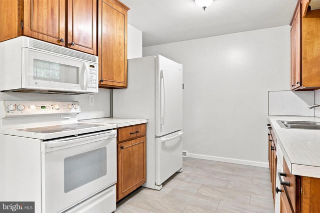 10831 ROSEWOOD DR, Hagerstown, MD 21740