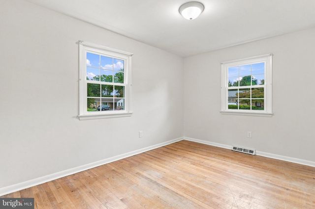10831 ROSEWOOD DR, Hagerstown, MD 21740